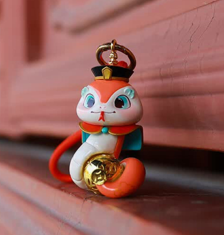 Year of the Snake Zodiac Keychain – Palace Museum Design (0.01g Solid Gold Charm)