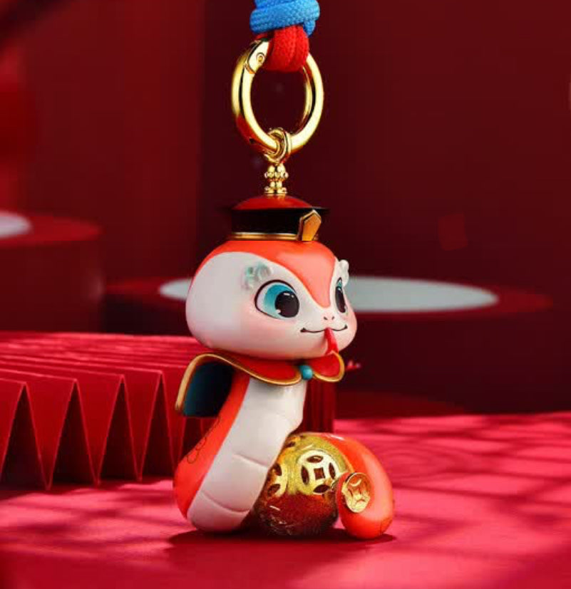 Year of the Snake Zodiac Keychain – Palace Museum Design (0.01g Solid Gold Charm)